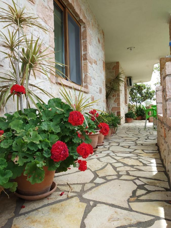 Altin Skrapari Guesthouse Ksamil Exterior photo